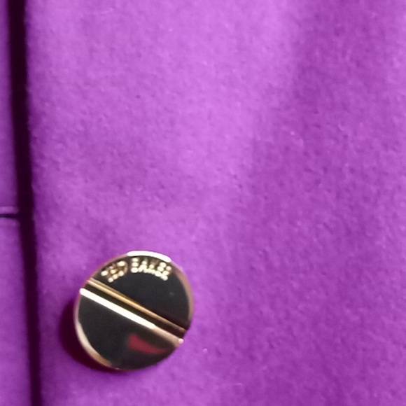 Ladies coat - Picture 5 of 5